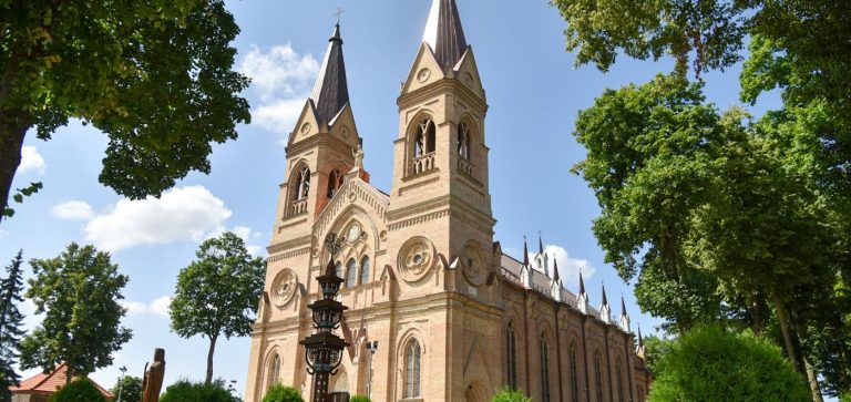 Atgimusi Krekenavos bazilika ruošiasi didžiausiai metų šventei