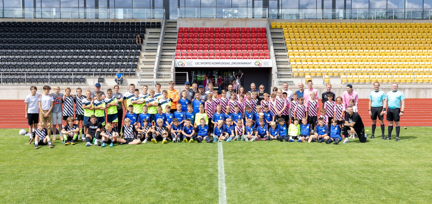 Vaikams ir mokytojams iš Borodyankos – įspūdžių kupinas atokvėpis nuo karo Lietuvoje