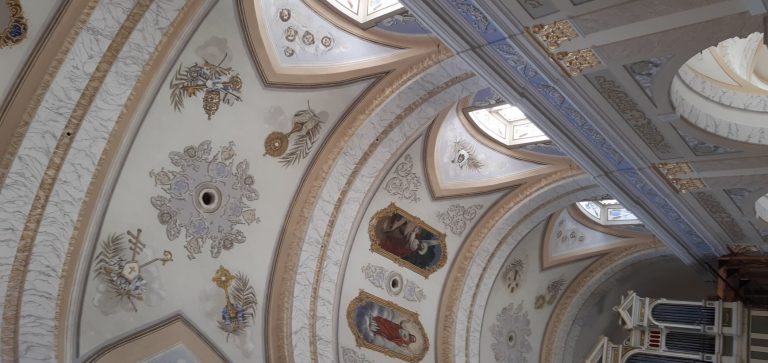 Atnaujinamas sakralinis kultūros paveldas: visu grožiu suspindo Žemaičių Kalvarijos bazilika