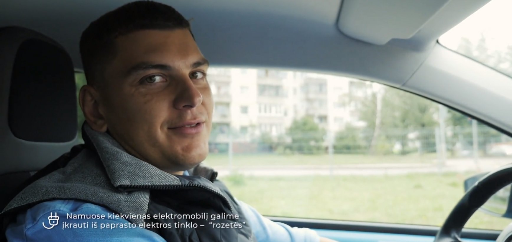 Rolandas Mackevičius išbandė kelionę elektromobiliu: sako