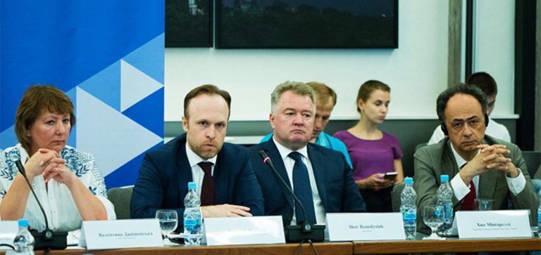 ES finansuojamo projekto „Parama teisės viršenybės reformoms Ukrainoje“ atidarymo renginys susilaukė didelio susidomėjimo