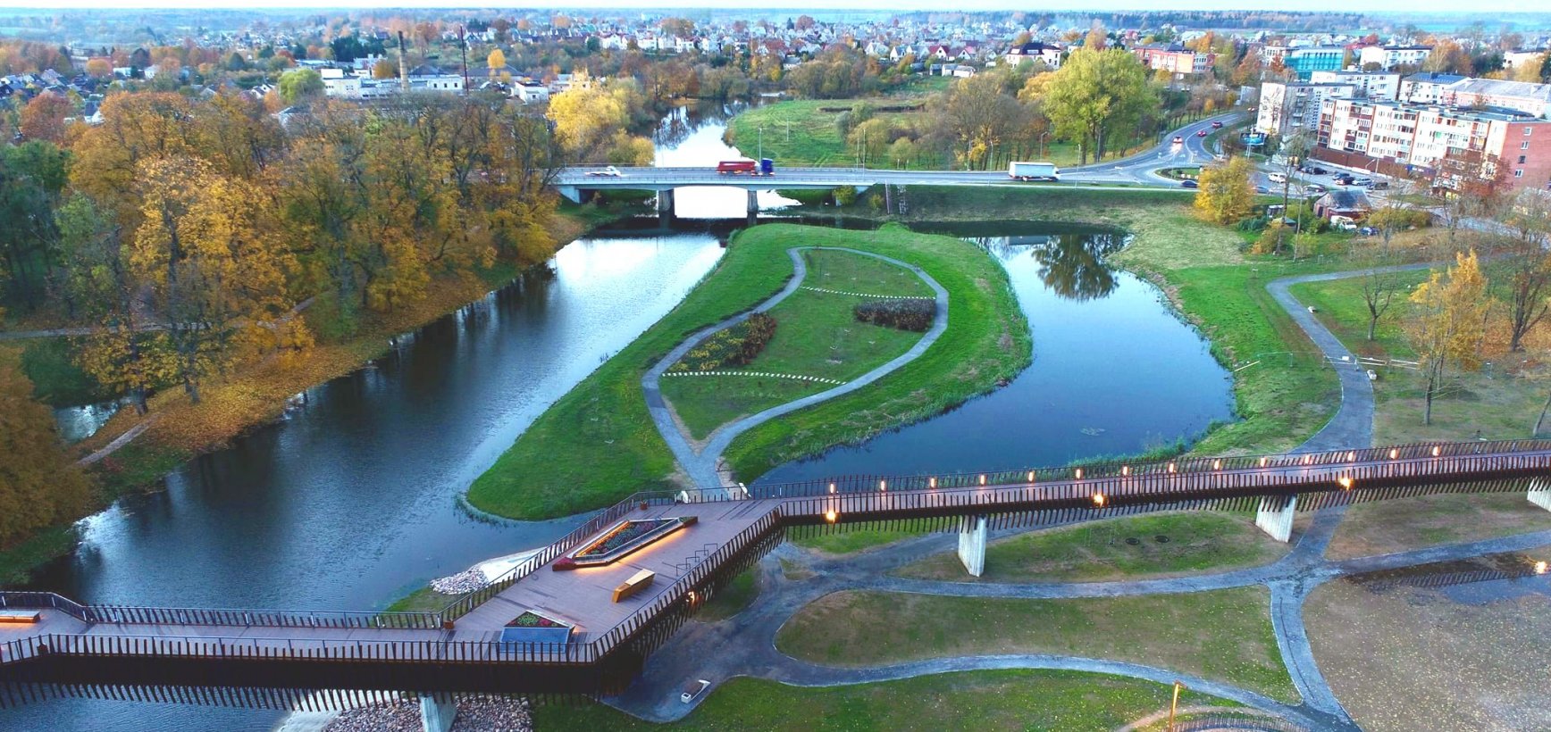 Nuo šiol Kuršėnus garsina ir išmanusis pėsčiųjų tiltas