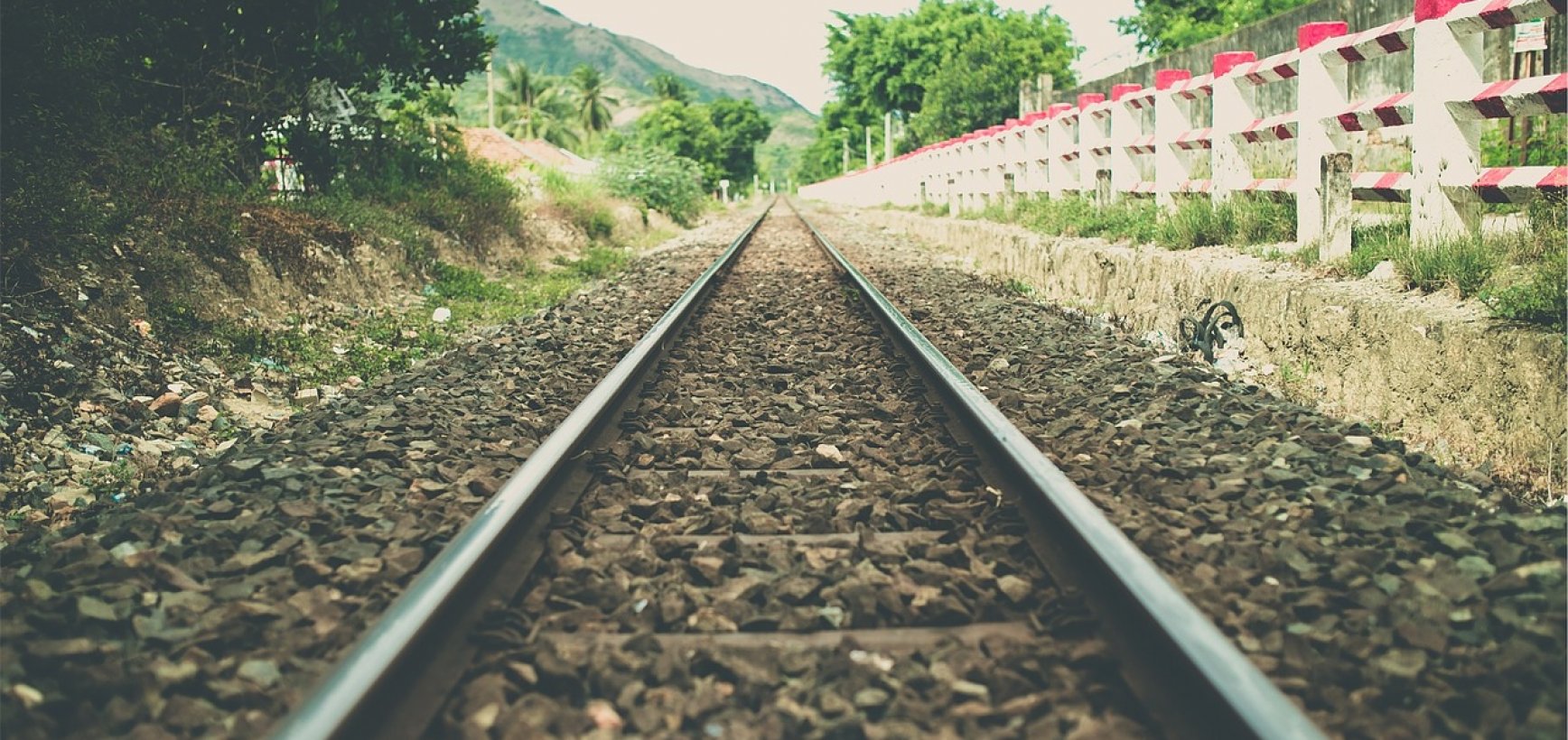 Išpildė vaikystės svajonę – tapo traukinio mašinistu