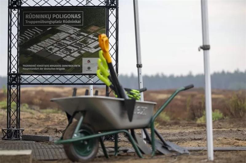 KAM-nuotr-1-825×0-c-default KAM-nuotr-1-825x0-c-default