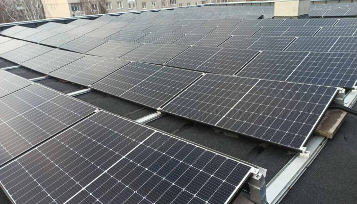 Saulės elektrinė Novovolynsko licėjuje. CPVA nuotr.