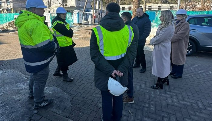 b1f540b8-d3e1-4f5a-82af-1e278d33abff